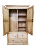 Armoire en Pin Des Landes Lacanau