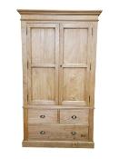 Armoire en Pin  Massif  Des Landes |  Lacanau